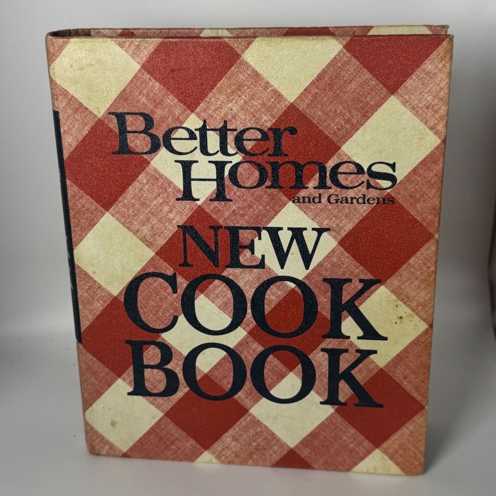 Vintage Better Homes and Gardens New Cook Book Red Gingham Binder 1960s 0025